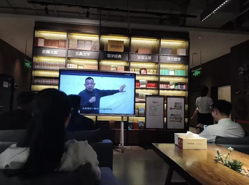 毕业后，我只想在胖东来做一个有尊严的收银员-第6张图片-