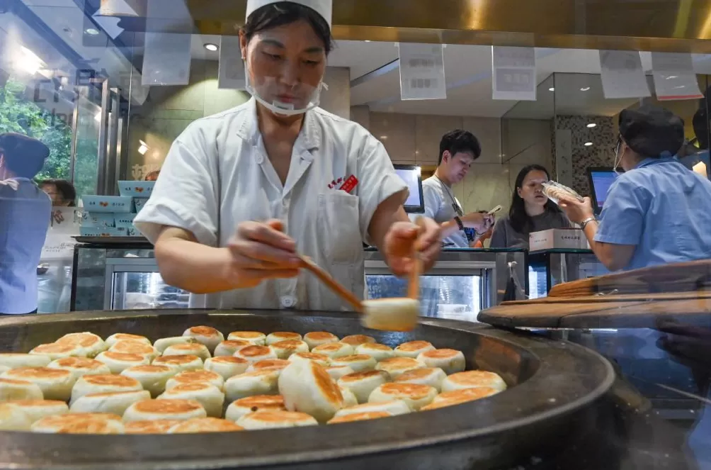 魔都眼·国庆｜享受夜上海“松弛感”，市集引燃双节消费热-第10张图片-