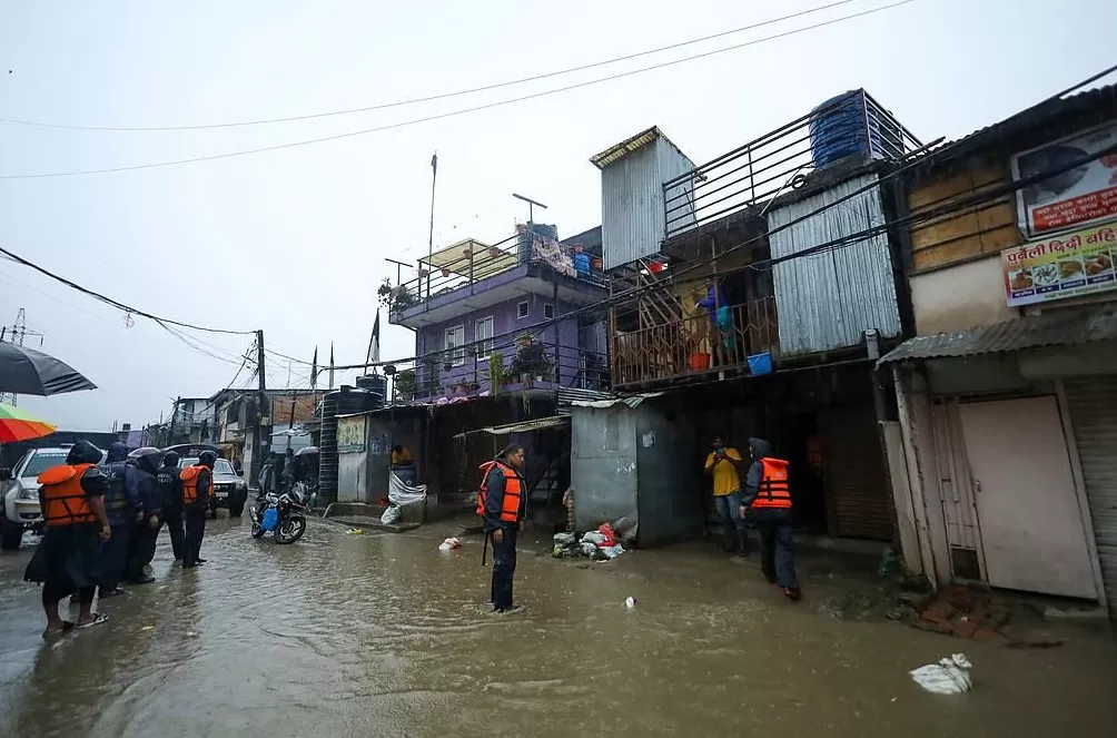 尼泊尔持续降雨引发山体滑坡和洪水已致39人死亡-第1张图片-