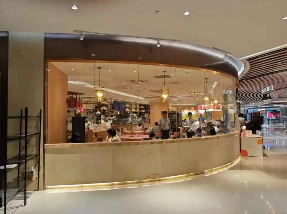 预制菜风波后，实探西贝北上广深门店：有门店需等位半小时，黄牛开始倒卖代金券-第2张图片-