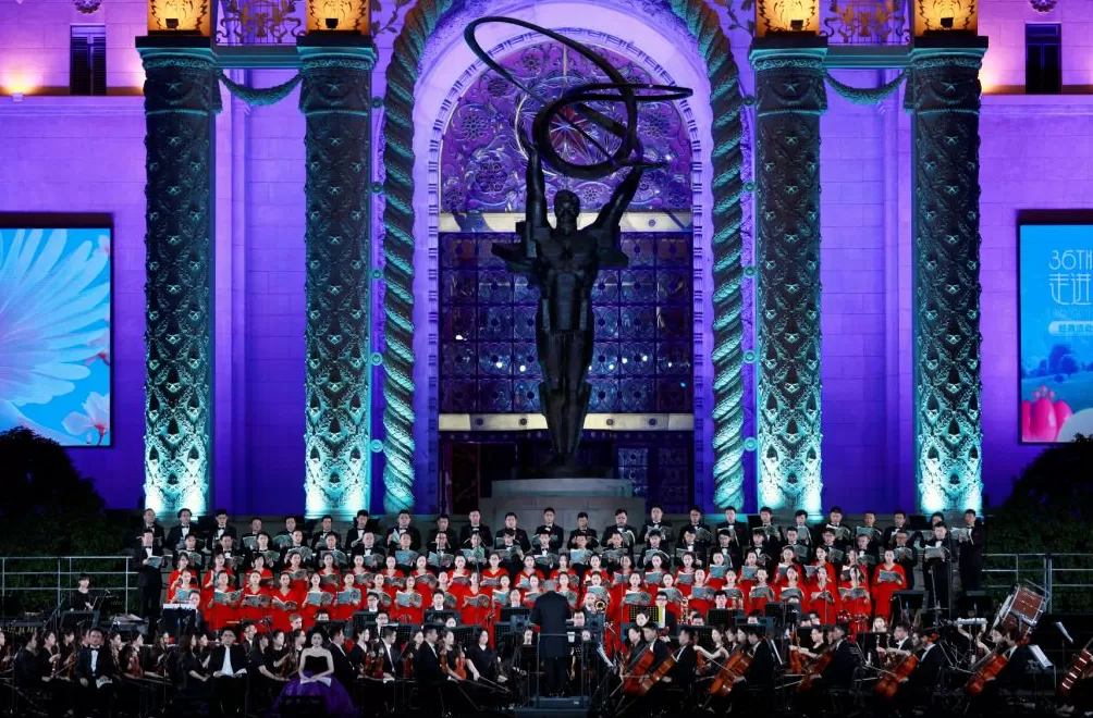 《布兰诗歌》震撼开唱，上海国际艺术节奏响精彩前奏-第3张图片-