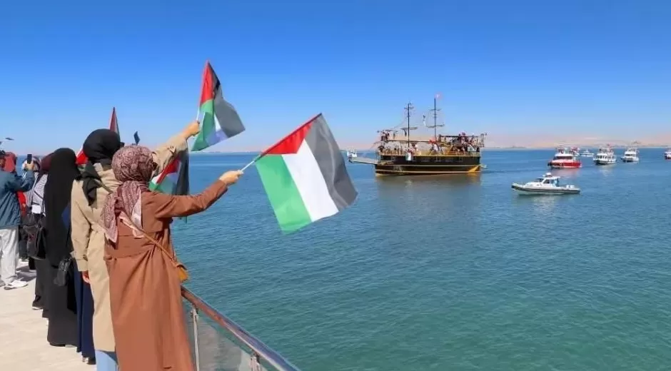 以方扣押“全球坚韧船队”后多国船员被驱逐遣返-第3张图片-