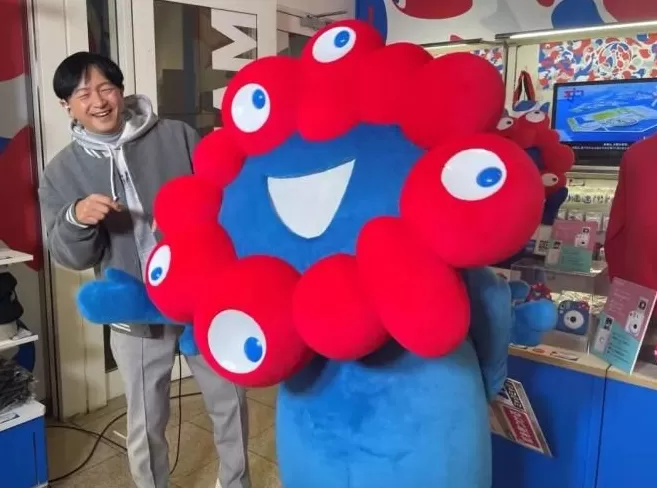 连Labubu都来蹭的“2025第一谷”，居然是个“最丑”吉祥物？-第9张图片-