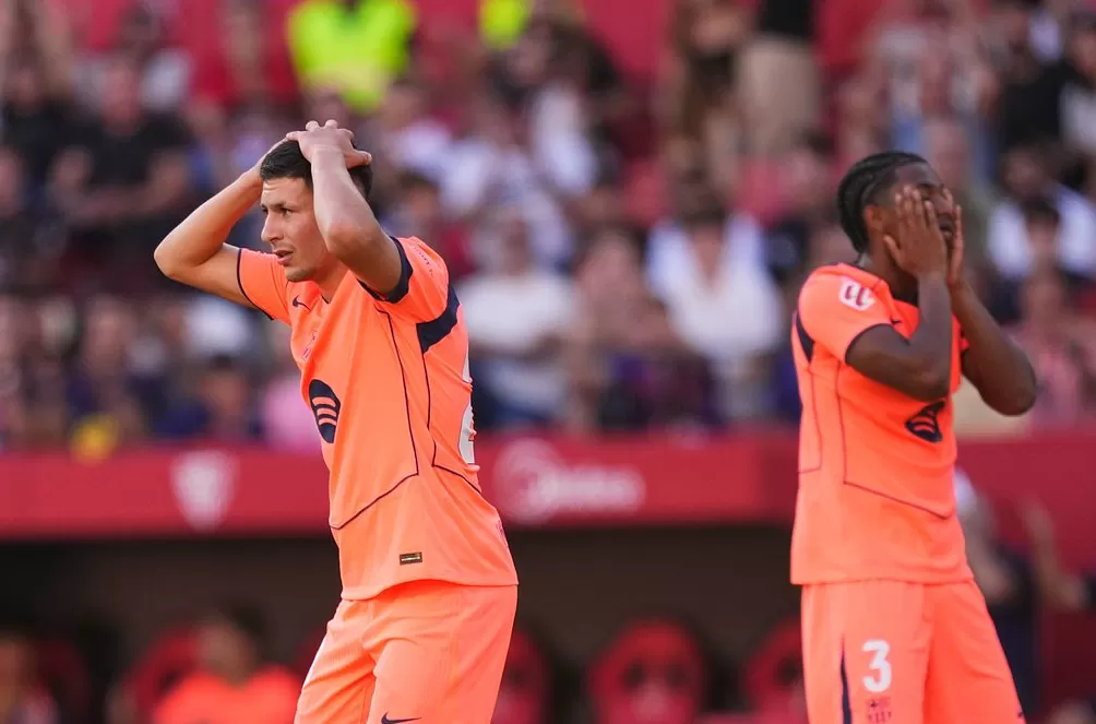 体坛联播｜巴萨1比4惨败于塞维利亚，米兰与尤文互交白卷-第1张图片-