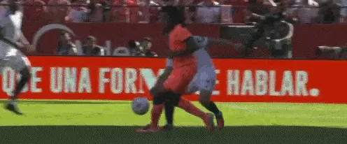 体坛联播｜巴萨1比4惨败于塞维利亚，米兰与尤文互交白卷-第4张图片-