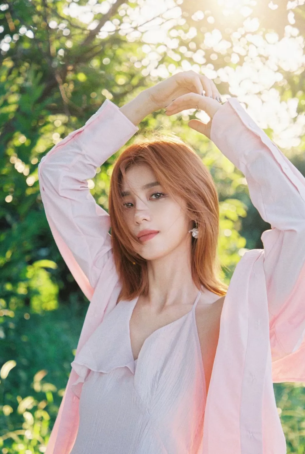 专访｜万鹏：希望《许我耀眼》能破除对女性关系的刻板印象-第2张图片-