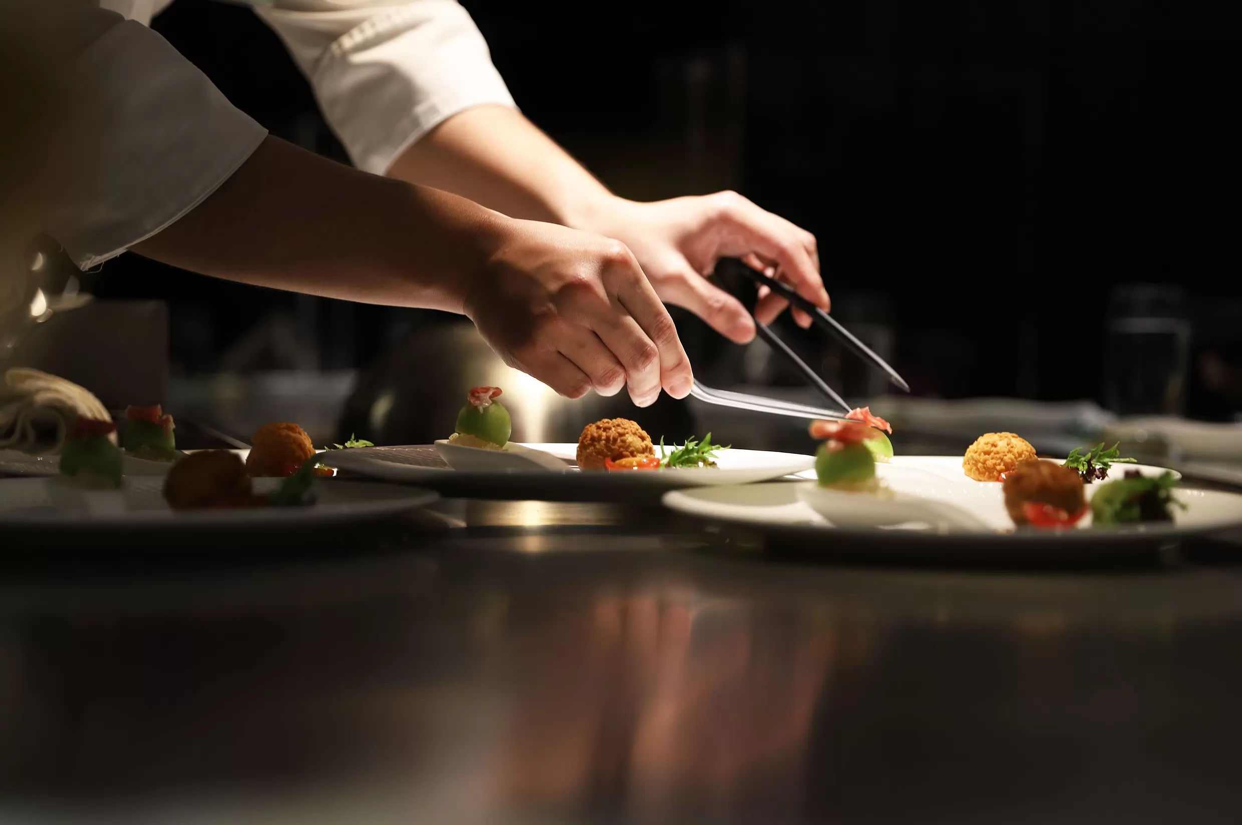 商业头条No.94 | 精致餐饮，以饭封神-第1张图片-