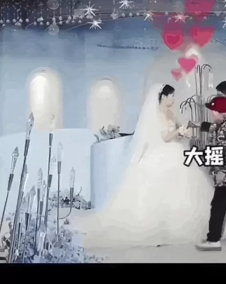 假期婚礼恶俗：闹伴娘的人，坏透了-第34张图片-