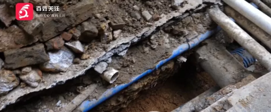 “感觉不对头，我马上报警了！”贵阳一小区改造施工，工人挖出个“怪东西”-第2张图片-