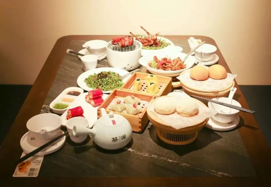 开店超过100家，蔡澜点心奔赴10个亿-第5张图片-