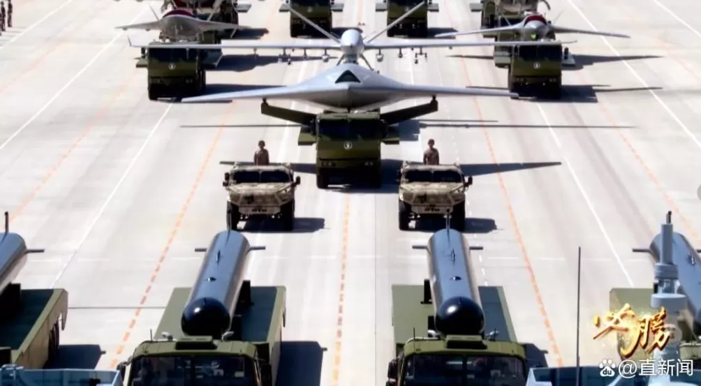 台湾热议：歼-16“近身肉搏”锁定F-22，戳破美军神话-第2张图片-