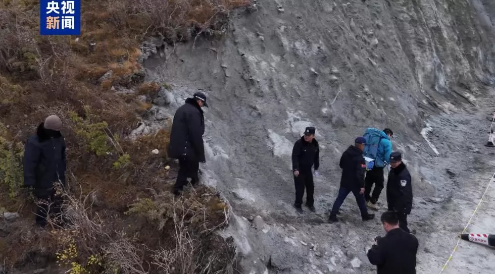 青海通报被困徒步者救援进展：213人安全转移1人遇难-第1张图片-