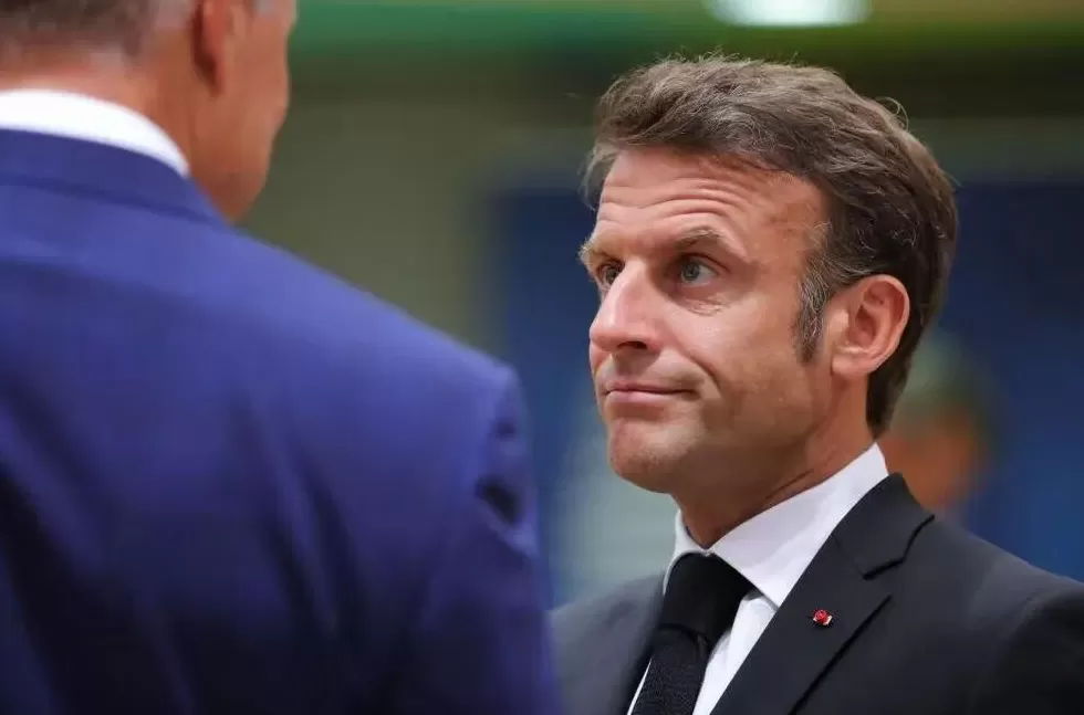 在任仅27天，马克龙任内第七位总理勒科尔尼“闪辞”，法国再陷政治危机-第2张图片-