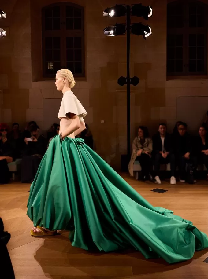 巴黎世家的新反叛-第19张图片-