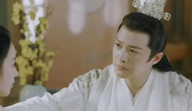 缺钱的明星，挤满景区-第10张图片-