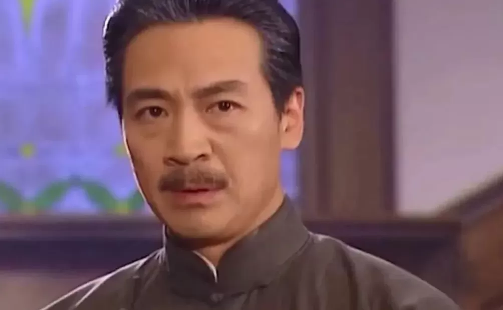 缺钱的明星，挤满景区-第11张图片-