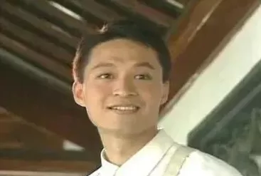 缺钱的明星，挤满景区-第13张图片-