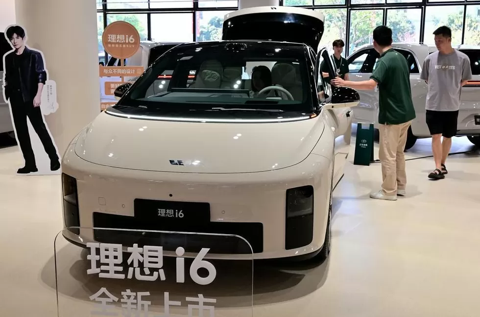 实探国庆新能源车市：多款车下定要等数月，消费者抢搭“免税末班车”-第1张图片-