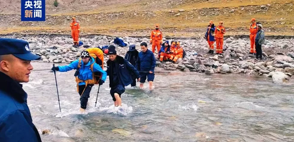 青海通报：祁连山冷龙岭被困徒步者搜救结束251人被转移-第3张图片-
