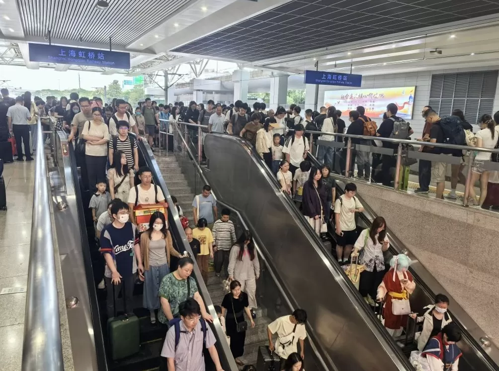 铁路上海站迎返程客流最高峰，预计今日到达83.7万人次-第2张图片-