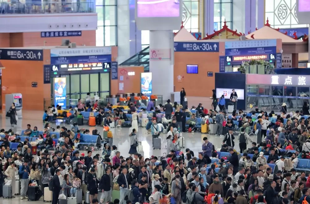 云南铁路迎来国庆假期返程高峰，今日预计发送旅客59万人次-第1张图片-