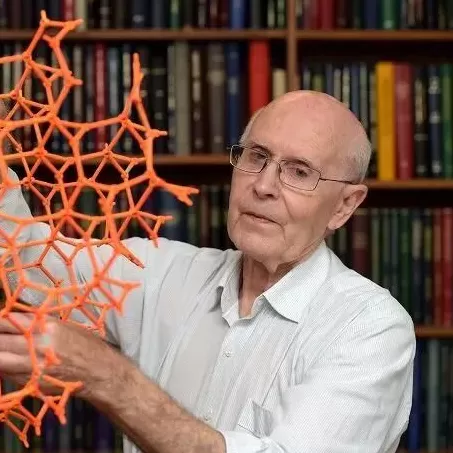 2025诺贝尔化学奖，带来一场材料学革命-第4张图片-