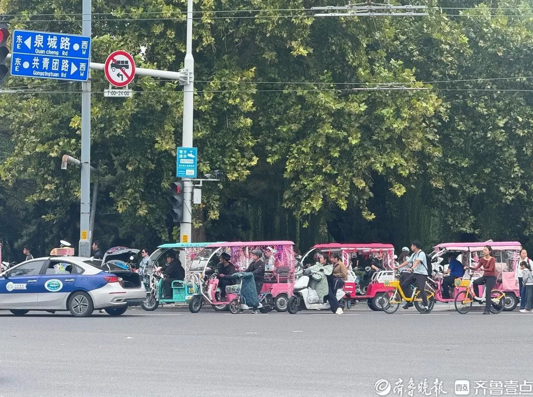 三问花车乱象①丨漫天要价、乱闯红灯，济南花车为何频频宰客？-第1张图片-