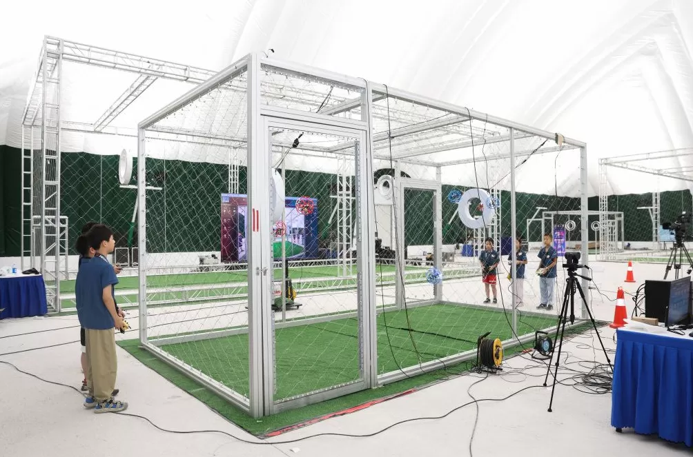 世界无人机足球锦标赛全球首秀在上海，这项赛事由他们打头阵-第1张图片-