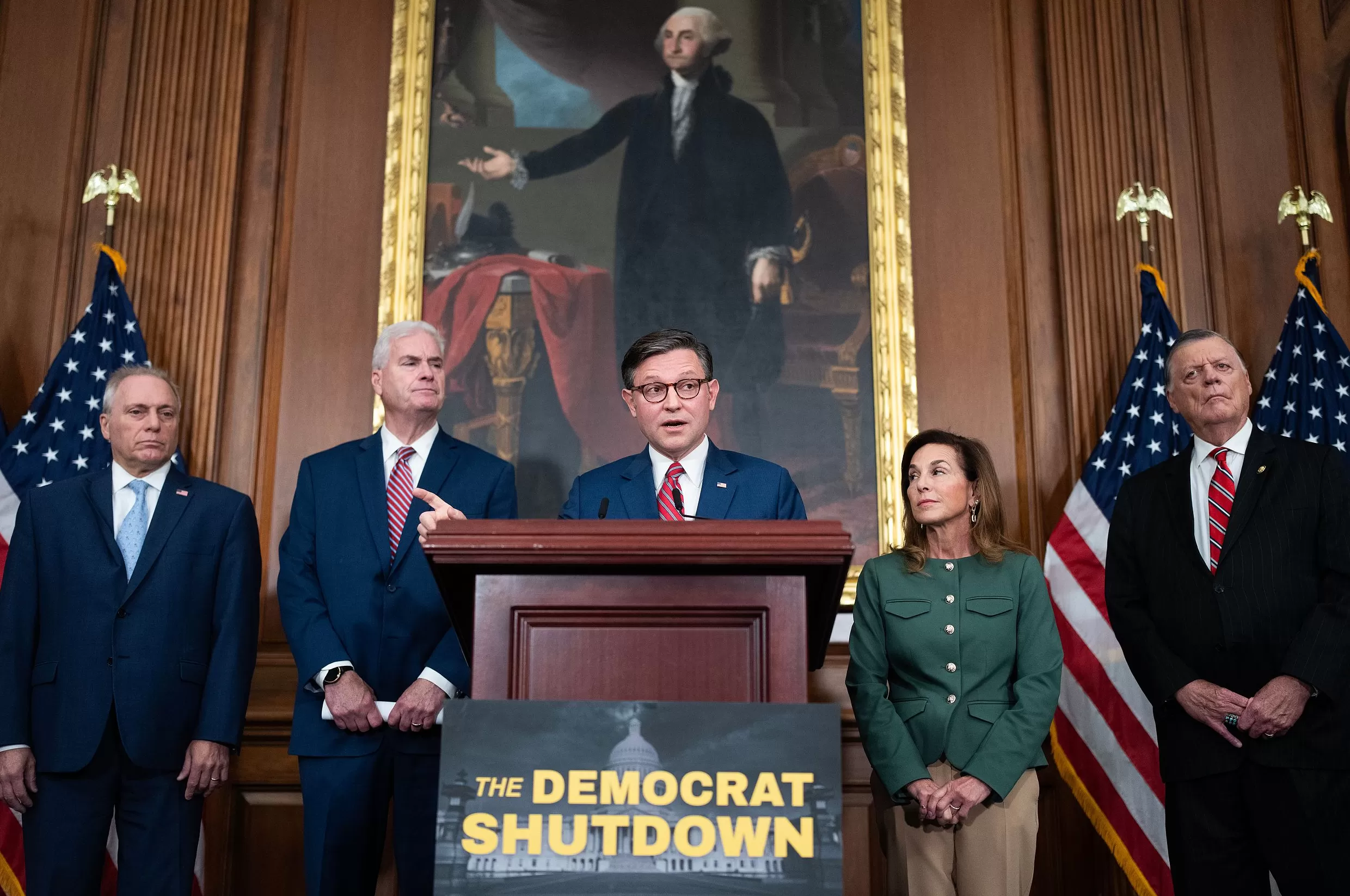 美国政府“停摆”进入第二周，10月15日军方发薪日或成关键期限-第1张图片-