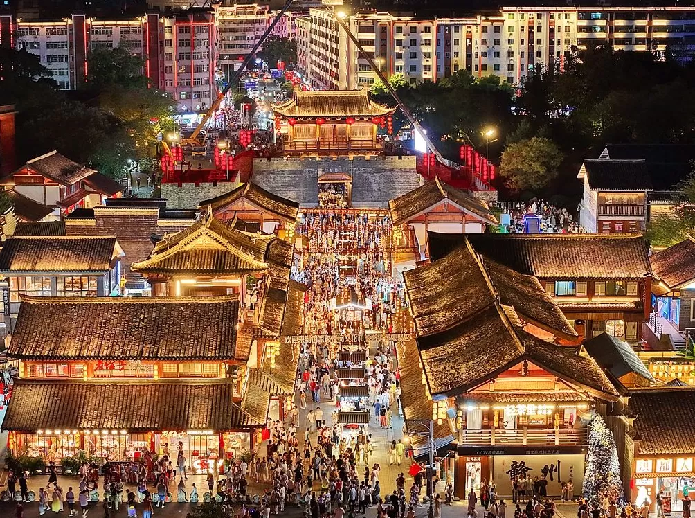 国庆假日消费盘点：出行热度迈上新台阶，观赛成为新风尚-第1张图片-