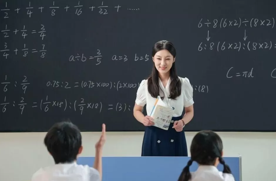 小学生变少，老师们去教初中了-第1张图片-