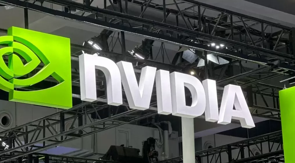 英伟达20亿美元入股xAI，黄仁勋：凡是马斯克参与的都想投资，遗憾投得不够多-第1张图片-