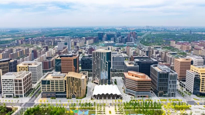 地方新闻精选 | 首批两家央企总部正式迁驻雄安新区 南宁路面塌陷坑洞已填平-第1张图片-