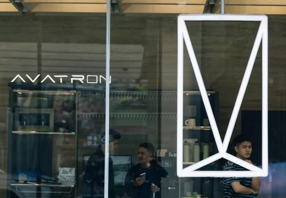 一阿维塔06起火致8车烧毁，阿维塔最新回应-第1张图片-