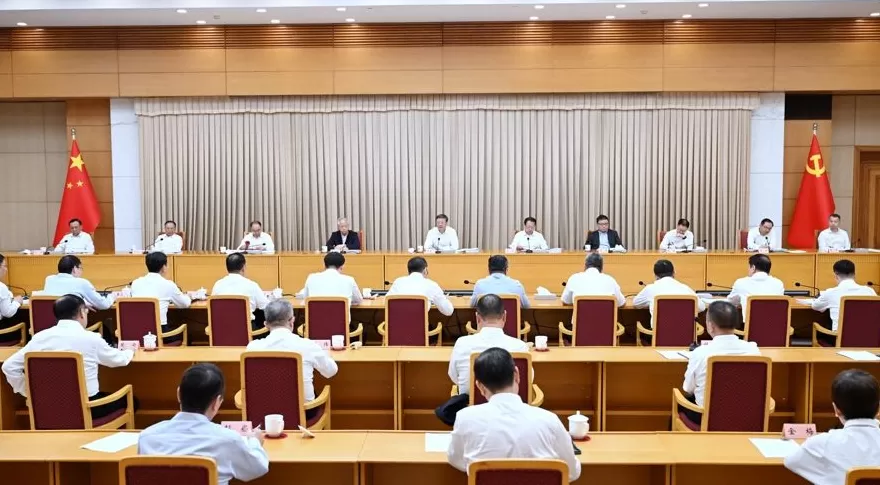 强化大局意识、主动作为、整体推进！上海市委季度工作会议上，陈吉宁作工作点评-第1张图片-