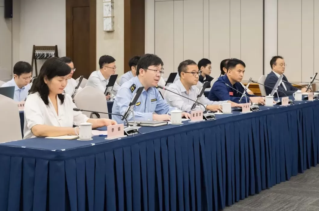 今天的上海市政府常务会议请来四位公众代表，参与审议关于提升基层应急管理能力的议题-第2张图片-