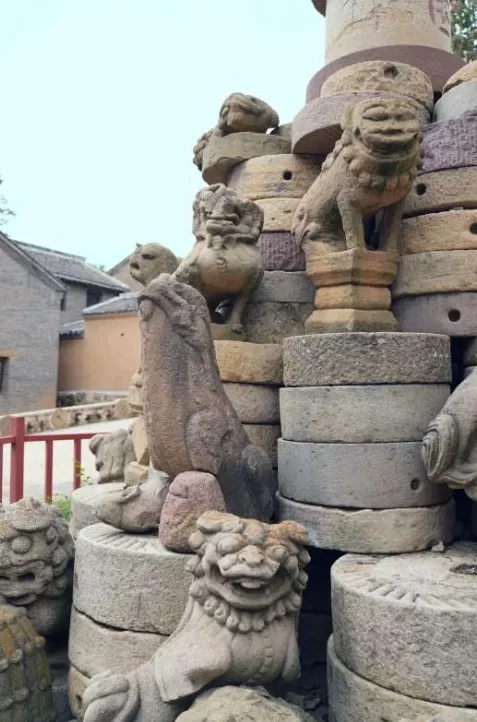 晋城一村庄用古建石构件“搭积木”引热议，运营方称系集中保存，当地文保：将去调查-第2张图片-