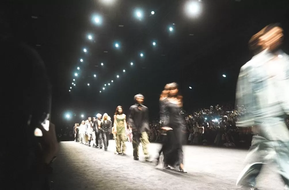 从历史地标到新兴空间，上海时装周开启“全城秀场”模式-第2张图片-