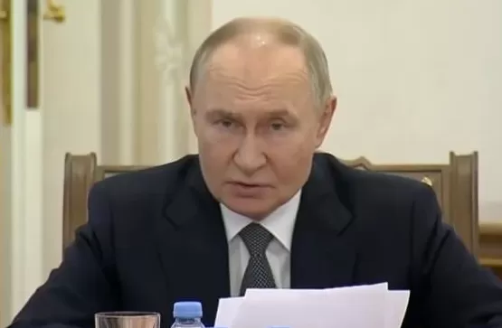 俄罗斯总统与伊拉克总理通电话讨论俄罗斯-阿拉伯峰会延期事宜-第1张图片-