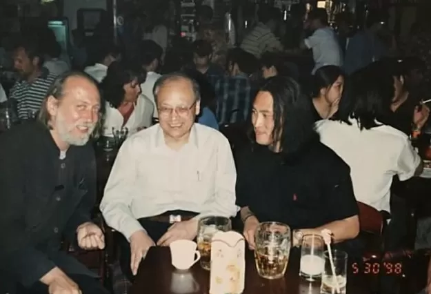 新晋诺贝尔文学奖得主，有他自己的中文名：“好丘”-第6张图片-