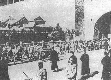 今天是故宫博物院百岁生日，让我们回顾她这一百年的史诗-第3张图片-