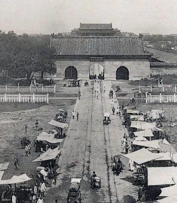 今天是故宫博物院百岁生日，让我们回顾她这一百年的史诗-第2张图片-