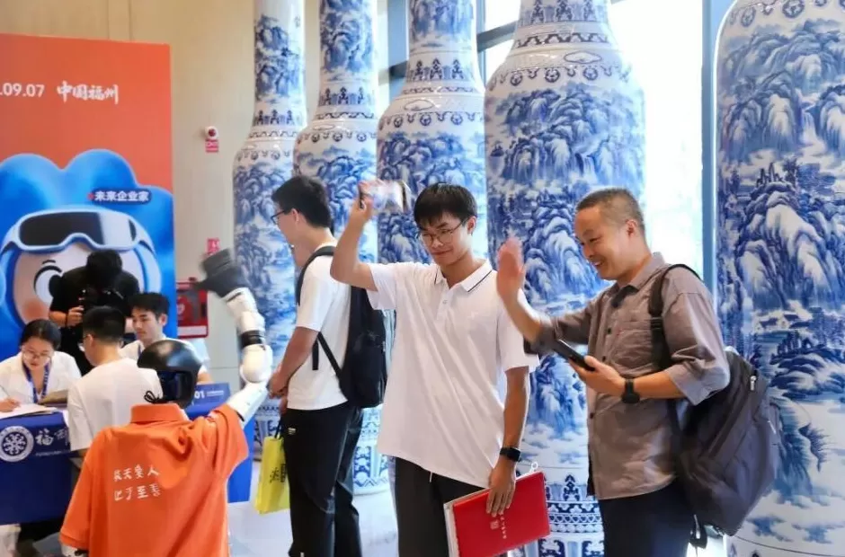 曹德旺称创办福耀科技大学已花费43亿，学生学费每年5600元，首届50名学生可全去福耀就业-第2张图片-