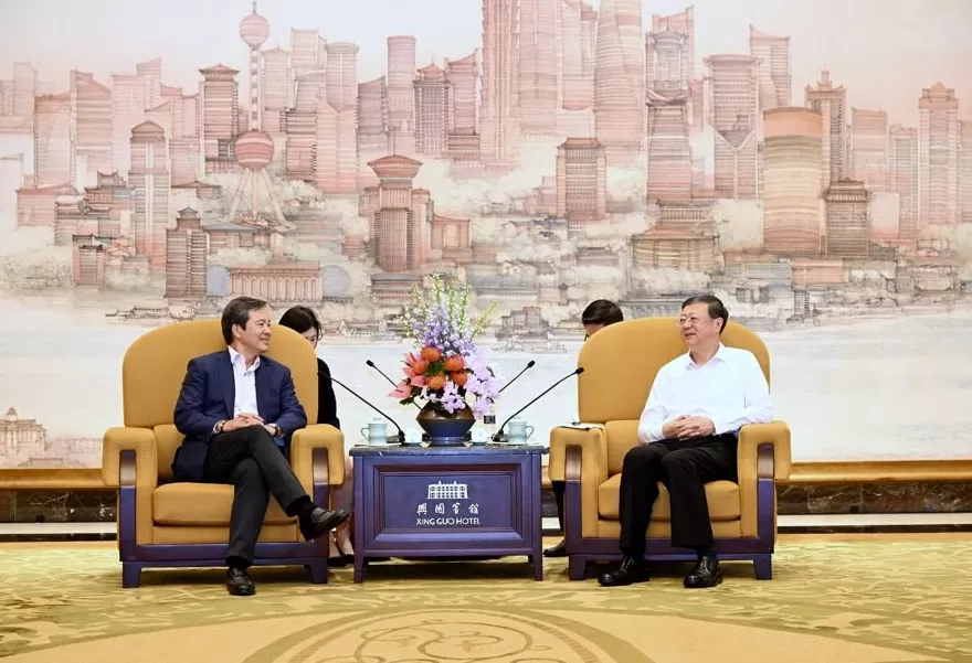 陈吉宁分别会见美国贝恩全球主席曼尼·马瑟达、比利时百威全球首席执行官邓明潇-第1张图片-