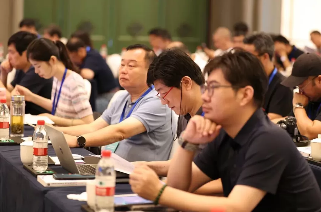 中国新闻摄影学会九届三次理事会在金华召开-第8张图片-