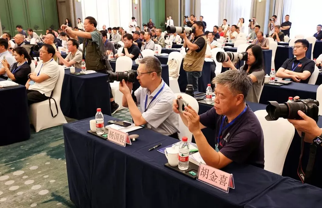 中国新闻摄影学会九届三次理事会在金华召开-第9张图片-