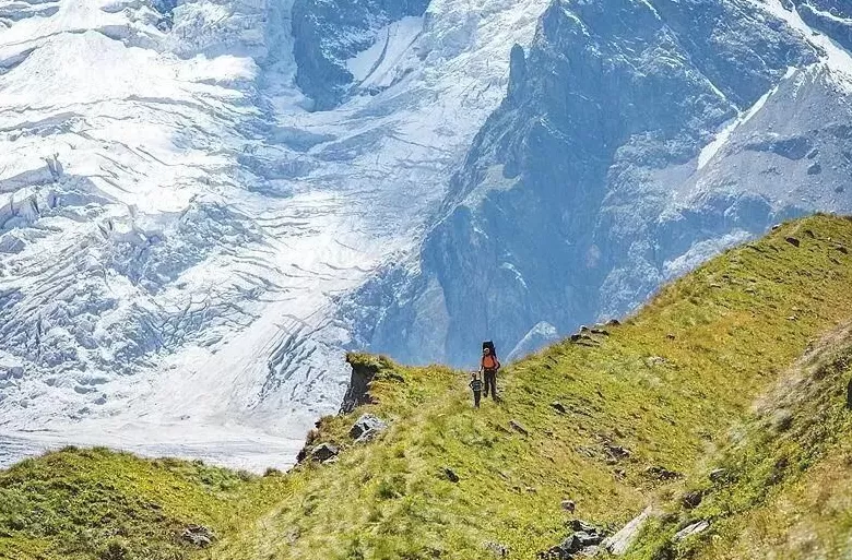 甘孜徒步女孩高反进ICU，户外运动为何险象环生？-第7张图片-