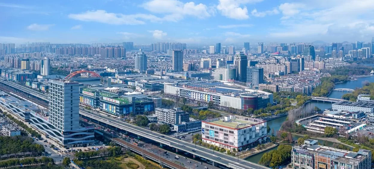 柯桥纺织：走过近半世纪，仍是“朝阳”-第1张图片-
