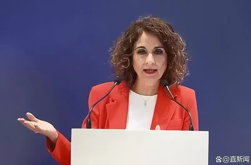 怼东怼“西”的特朗普，这回又踢到铁“班”了-第8张图片-