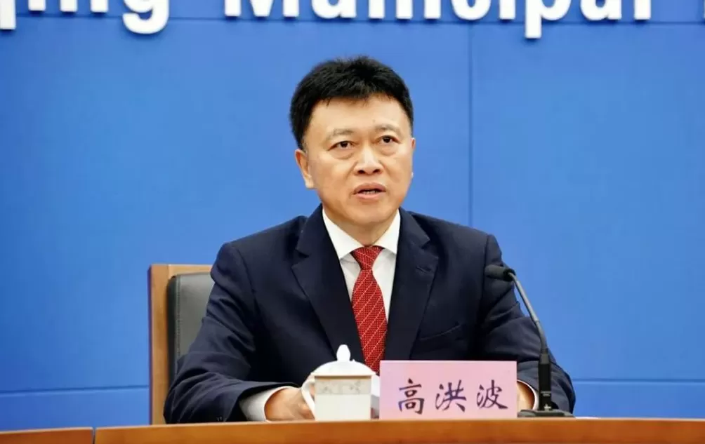 法学博士万容任荣昌区委书记，“网红书记”高洪波新职明确-第2张图片-
